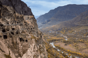 A Visitor&rsquo;s Guide to Vardzia Cave Monastery in Samtskhe-Javakheti