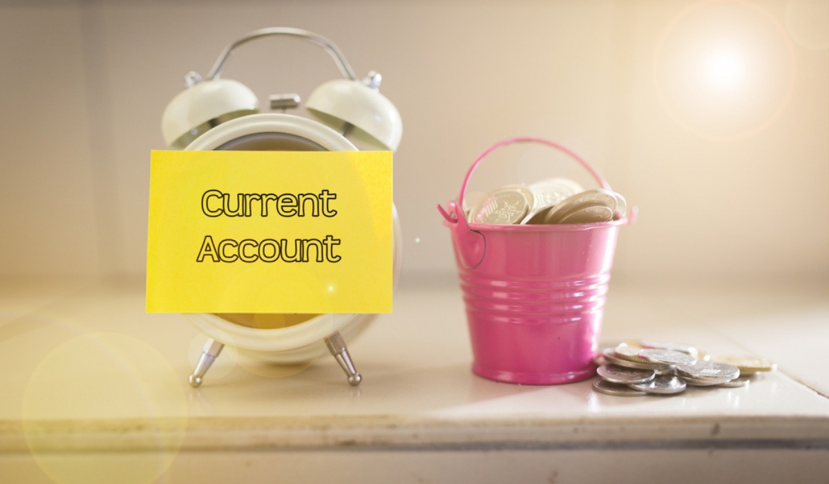 Do Current Accounts have features like ActivMoney?